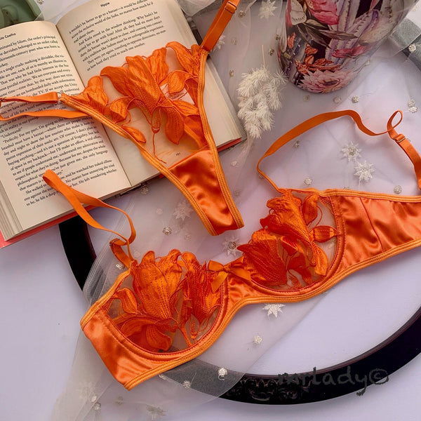 CLASSY NET PETAL BRA SET